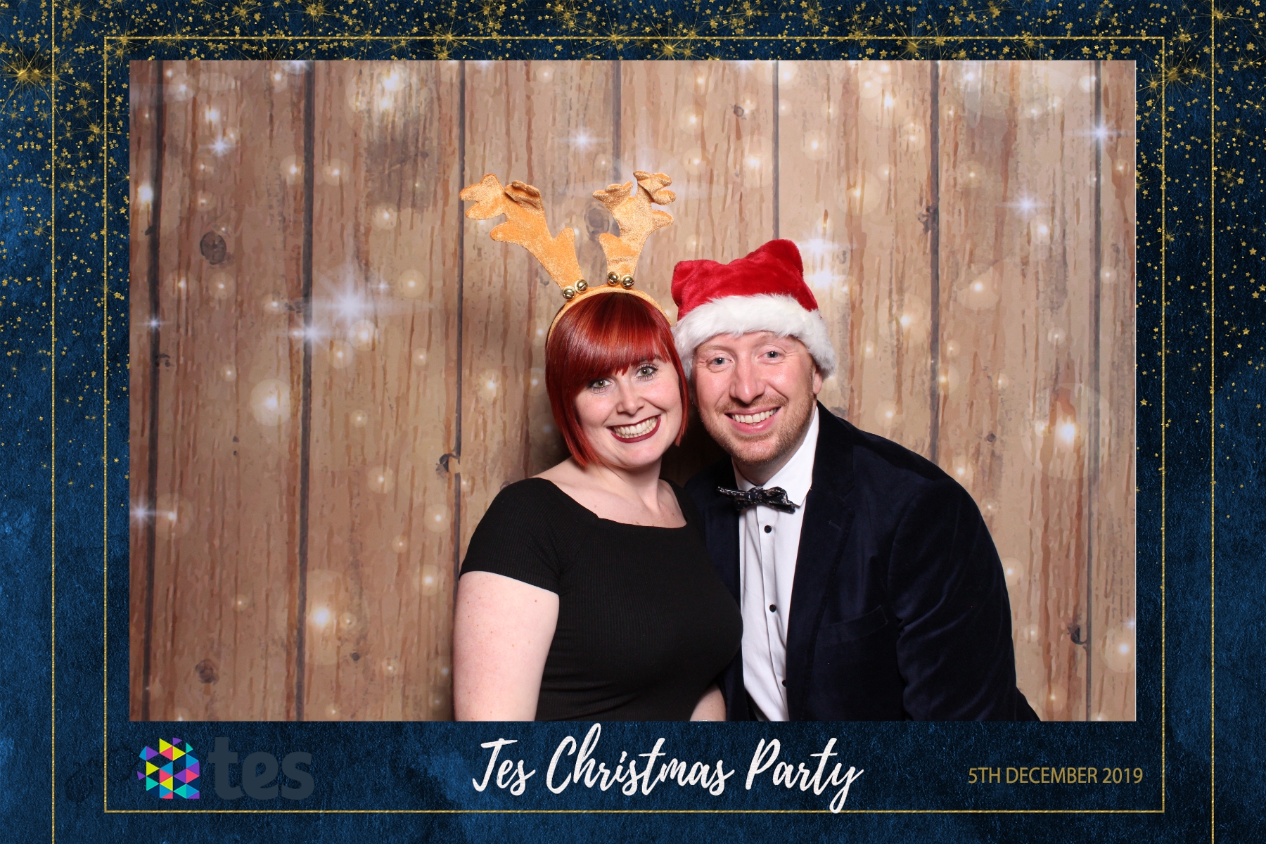 Tes Christmas party  | View more photos from the event at gallery.magicimages.uk/u/MagicImages/Tes-Christmas-party